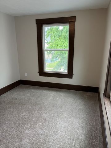 9 Glenwood Avenue, Dayton, OH 45405