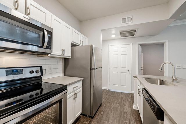 12215 Hunters Chase Drive S-6203S, Austin, TX 78729