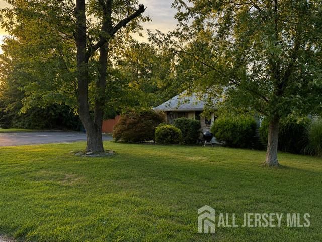5 Fitch Road, Edison, NJ 08817