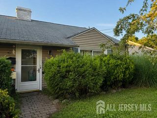 5 Fitch Road, Edison, NJ 08817