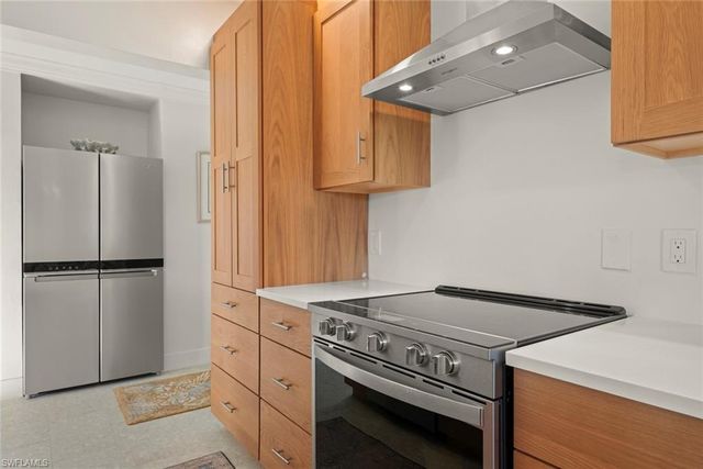 3009 Singing Wind DR, Sanibel, FL 33957