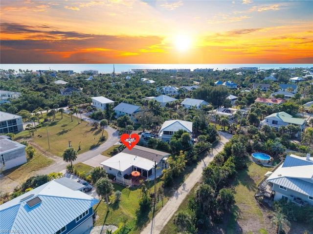 3009 Singing Wind DR, Sanibel, FL 33957