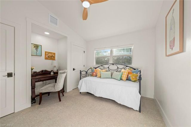 3009 Singing Wind DR, Sanibel, FL 33957