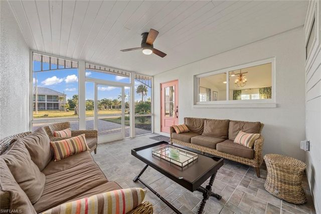 3009 Singing Wind DR, Sanibel, FL 33957