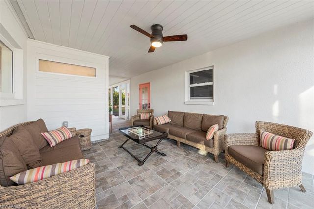 3009 Singing Wind DR, Sanibel, FL 33957