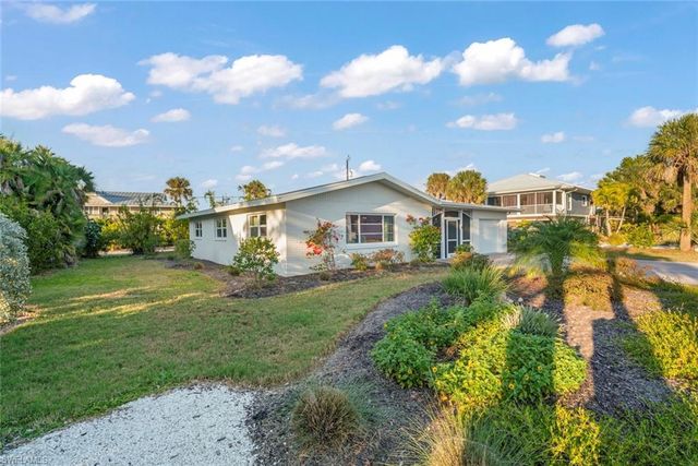 3009 Singing Wind DR, Sanibel, FL 33957