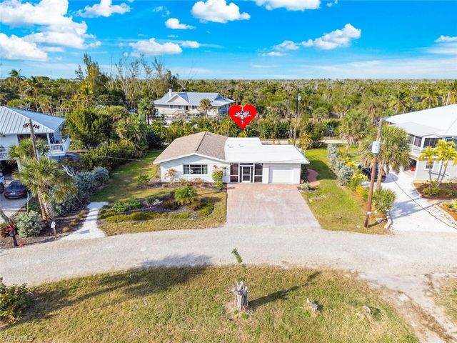 3009 Singing Wind DR, Sanibel, FL 33957