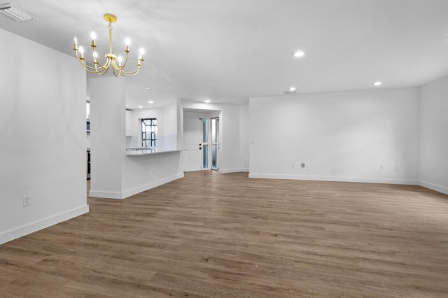 5250 EUROPA Drive B, Boynton Beach, FL 33437