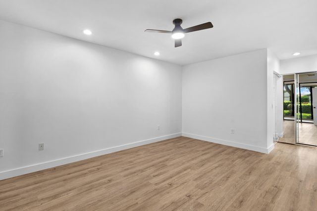 5250 EUROPA Drive B, Boynton Beach, FL 33437
