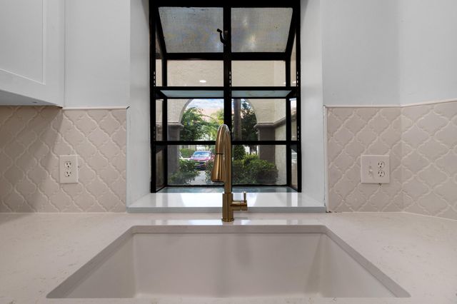 5250 EUROPA Drive B, Boynton Beach, FL 33437