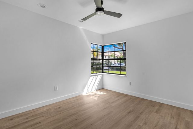 5250 EUROPA Drive B, Boynton Beach, FL 33437