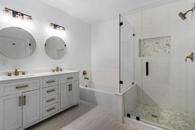 5250 EUROPA Drive B, Boynton Beach, FL 33437