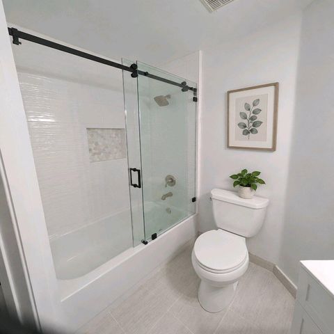 5250 EUROPA Drive B, Boynton Beach, FL 33437