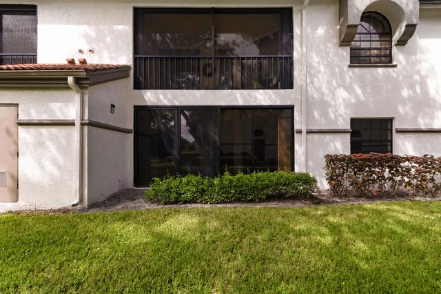 5250 EUROPA Drive B, Boynton Beach, FL 33437