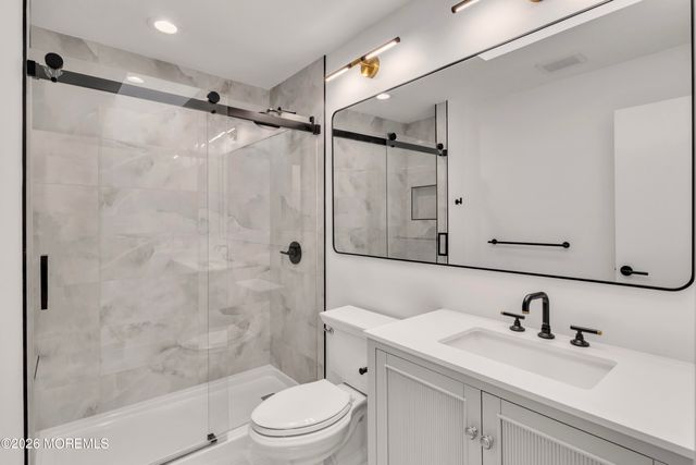 14 Copperfield Court, Eatontown, NJ 07724