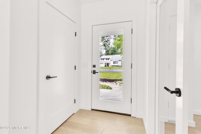 14 Copperfield Court, Eatontown, NJ 07724