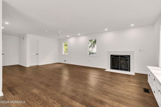 14 Copperfield Court, Eatontown, NJ 07724