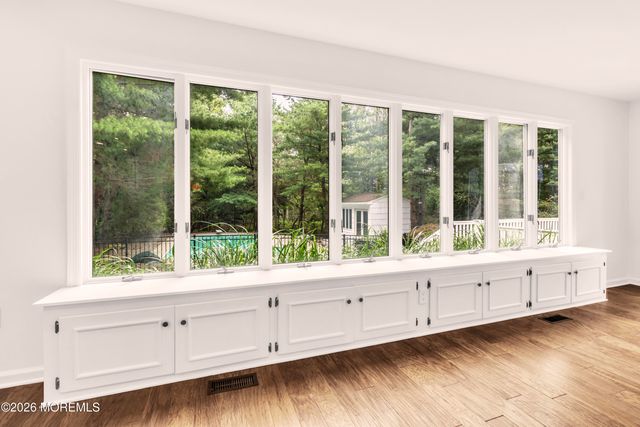 14 Copperfield Court, Eatontown, NJ 07724