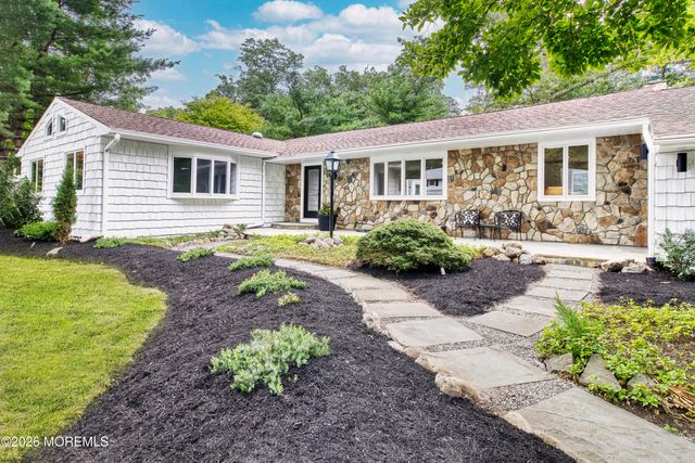 14 Copperfield Court, Eatontown, NJ 07724