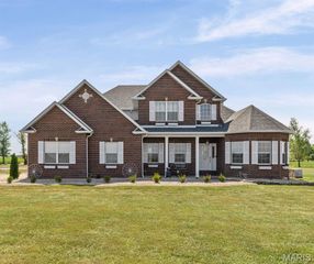 5961 Hamel Road, Edwardsville, IL 62025