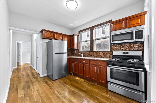 4306 Matilda Avenue, Bronx, NY 10466