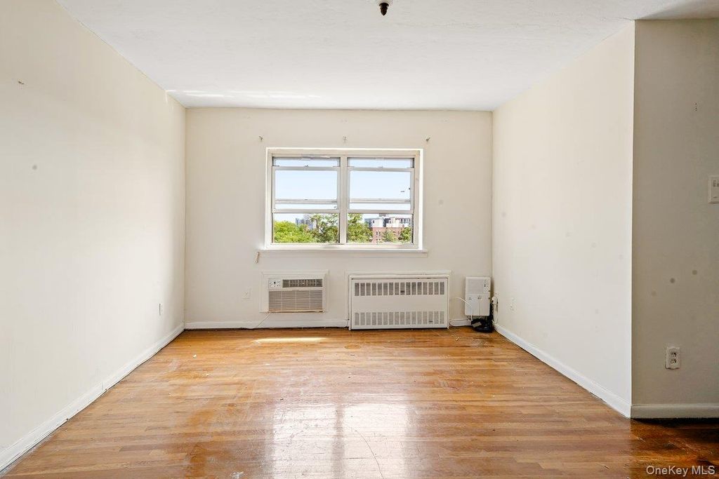 20 Secor Place 6B, Yonkers, NY 10704 — photo 4
