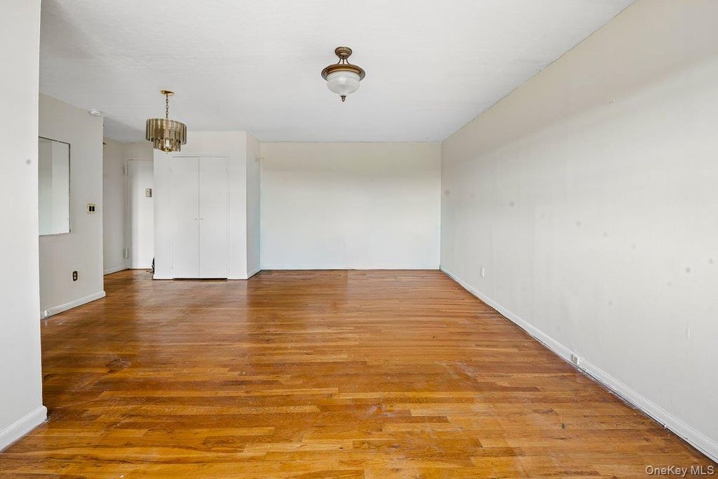 20 Secor Place 6B, Yonkers, NY 10704 — photo 5