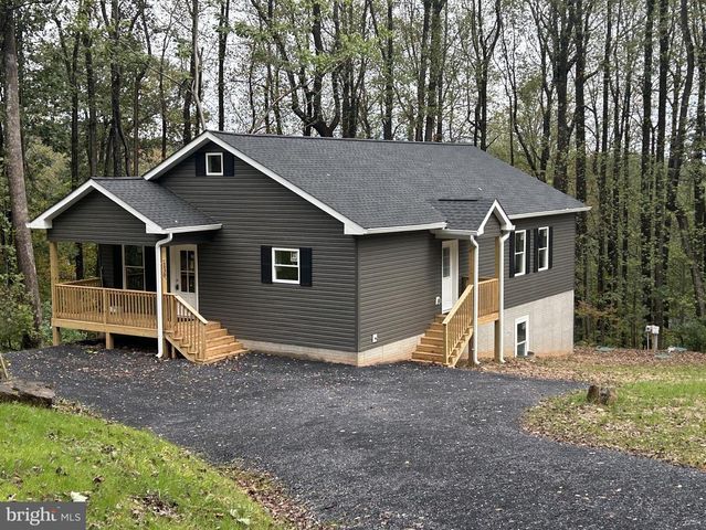 130 HIGHLAND WAY, Chester Gap, VA 22623