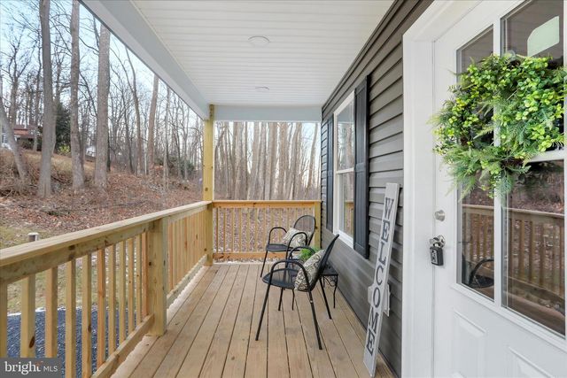 130 HIGHLAND WAY, Chester Gap, VA 22623