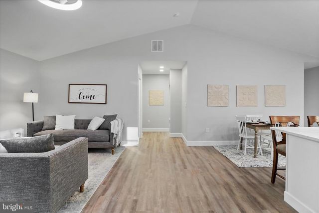 130 HIGHLAND WAY, Chester Gap, VA 22623