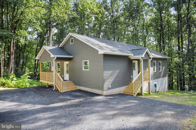 130 HIGHLAND WAY, Chester Gap, VA 22623