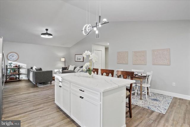 130 HIGHLAND WAY, Chester Gap, VA 22623