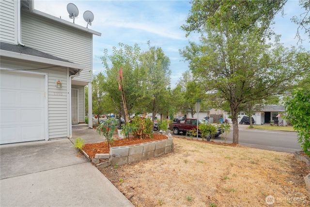 1115 W 33rd Way, Vancouver, WA 98660