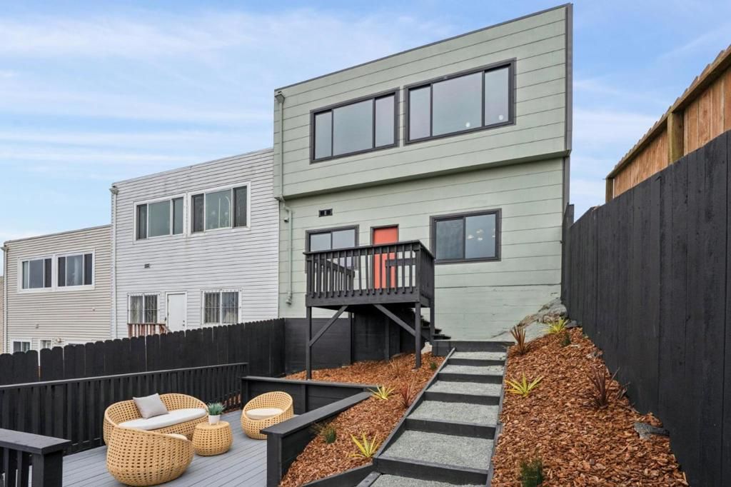 Image 25 of property listing at 519 Orizaba Avenue, San Francisco, CA 94132