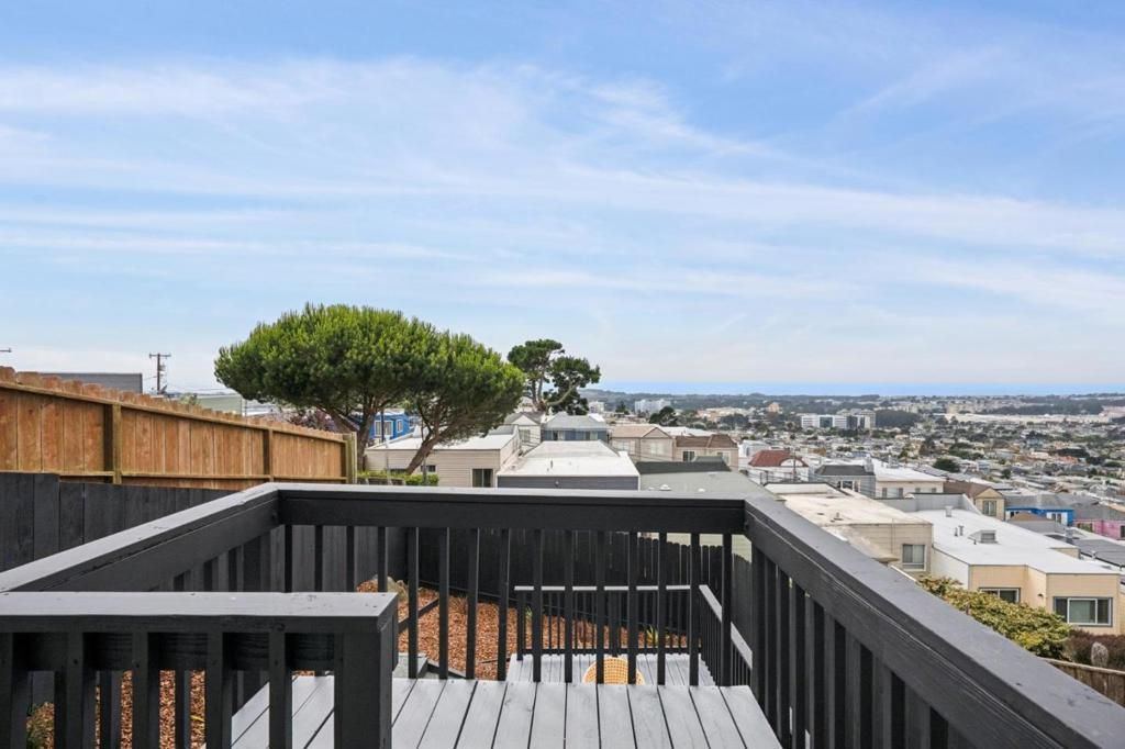 Image 27 of property listing at 519 Orizaba Avenue, San Francisco, CA 94132