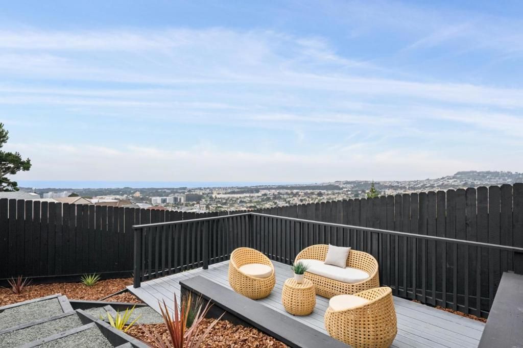 Image 28 of property listing at 519 Orizaba Avenue, San Francisco, CA 94132