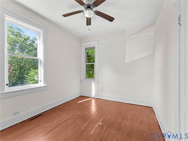 1310 Baylors Ln, Petersburg, VA 23803