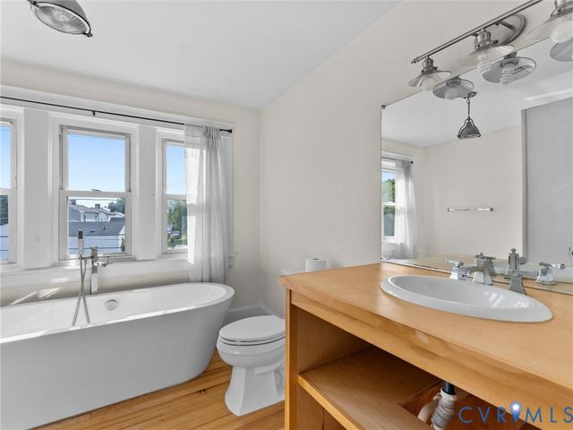 1310 Baylors Ln, Petersburg, VA 23803