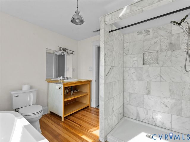 1310 Baylors Ln, Petersburg, VA 23803