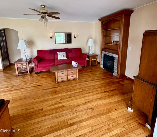 28 Woodlawn Avenue, South Glens Falls, NY 12803