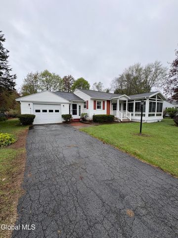 28 Woodlawn Avenue, South Glens Falls, NY 12803