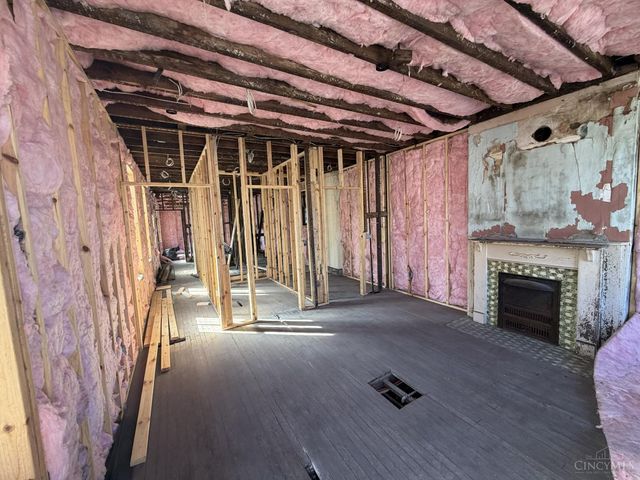 1321 Bates Avenue, Cincinnati, OH 45225