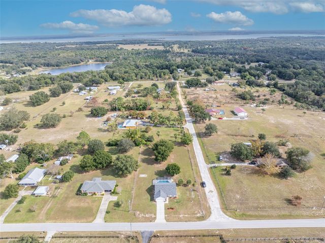 37510 LEGGETT LANE, Lady Lake, FL 32159