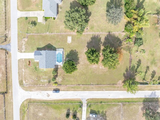 37510 LEGGETT LANE, Lady Lake, FL 32159