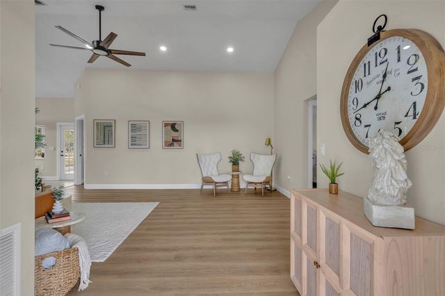 37510 LEGGETT LANE, Lady Lake, FL 32159