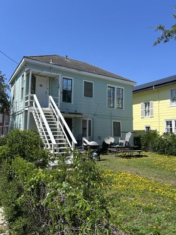 3525 Avenue Q, Galveston, TX 77550