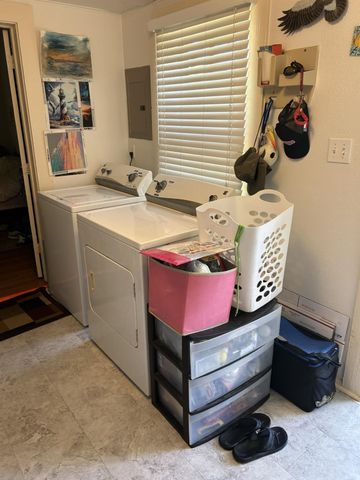 3525 Avenue Q, Galveston, TX 77550