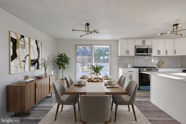 946 CHURCH RD, York, PA 17404