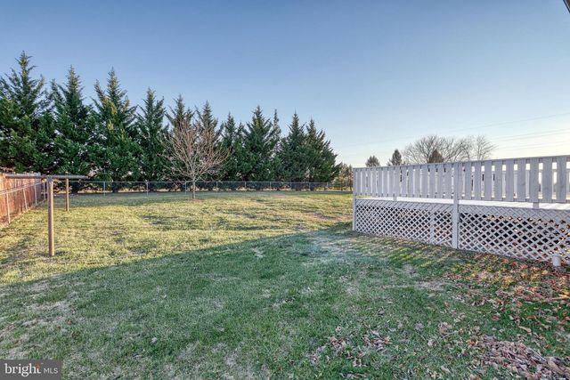 946 CHURCH RD, York, PA 17404