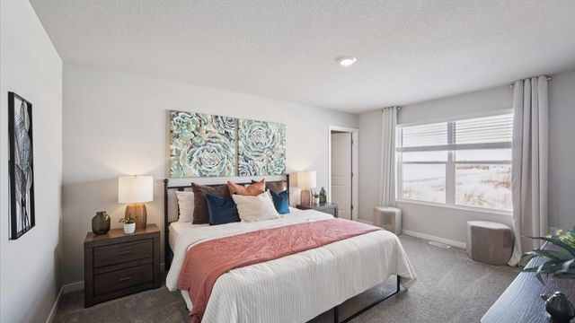 586 N Kimberlite Street, Tiffin, IA 52340